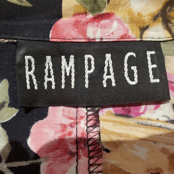 RAMPAGE blouse/jacket/top Women Small Black/floral - Picture 7 of 8